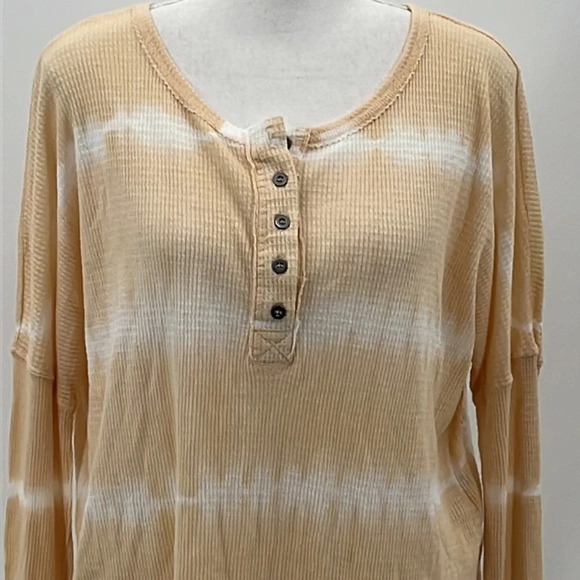 Billabong Any Day Thermal Long Sleeve T Shirt in Raffia - NWOT - Size Small - Picture 4 of 8